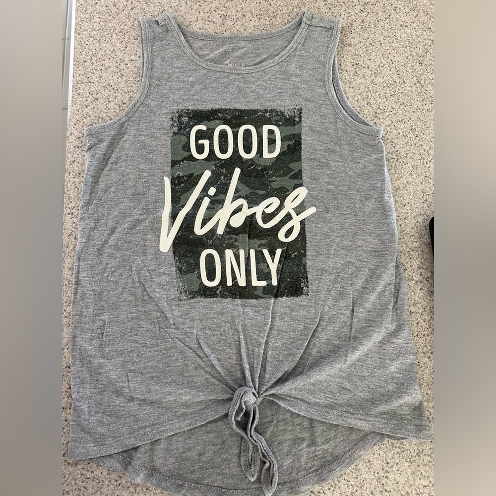 Justice girl’s Good Vibes Top tank size 8
